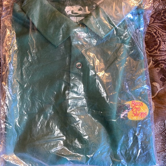Bass Pro Shops Men’s or Women’s Large - green Polo Shirt. NEW in package. - Picture 4 of 4